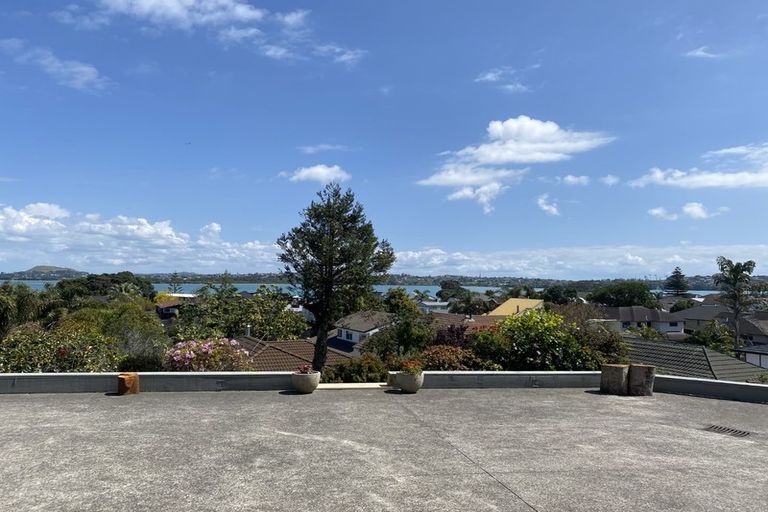 Photo of property in 39 Waller Avenue, Bucklands Beach, Auckland, 2012