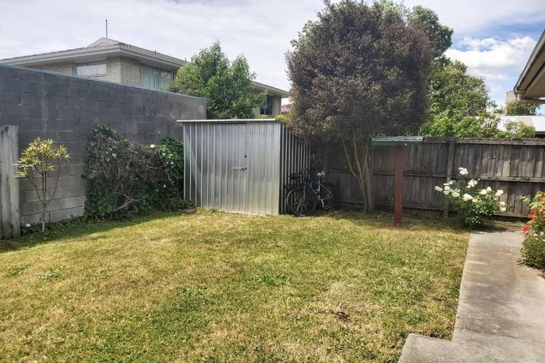 Photo of property in 2/127 Southampton Street, Sydenham, Christchurch, 8023