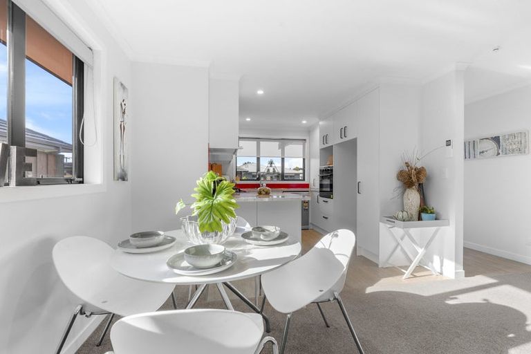 Photo of property in 18 Nukuroa Close, Waitara, 4320