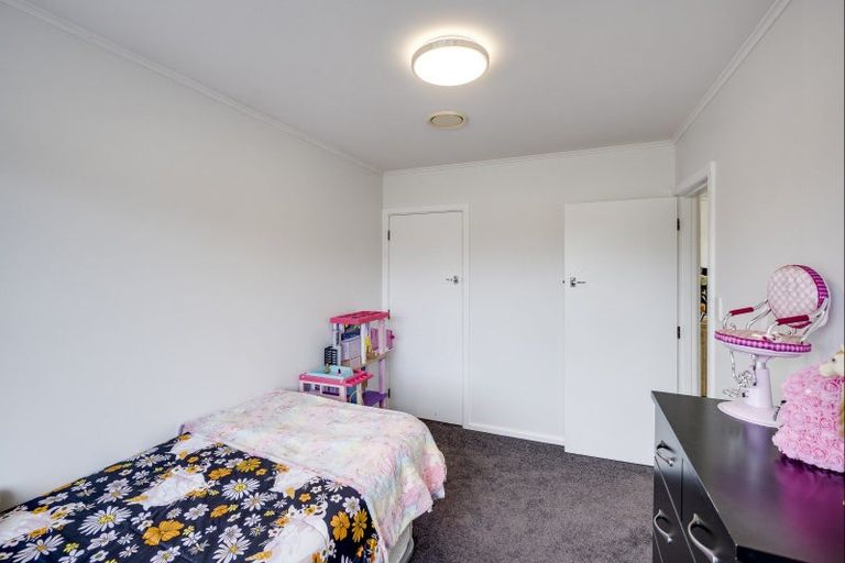 Photo of property in 37 Merton Crescent, Pirimai, Napier, 4112
