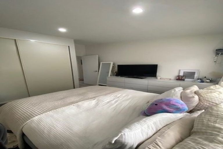 Photo of property in 3/206 Manuka Road, Bayview, Auckland, 0629