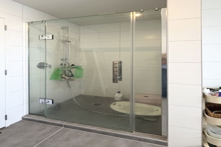 Photo of property in 35 Westgate Drive, Westgate, Auckland, 0614