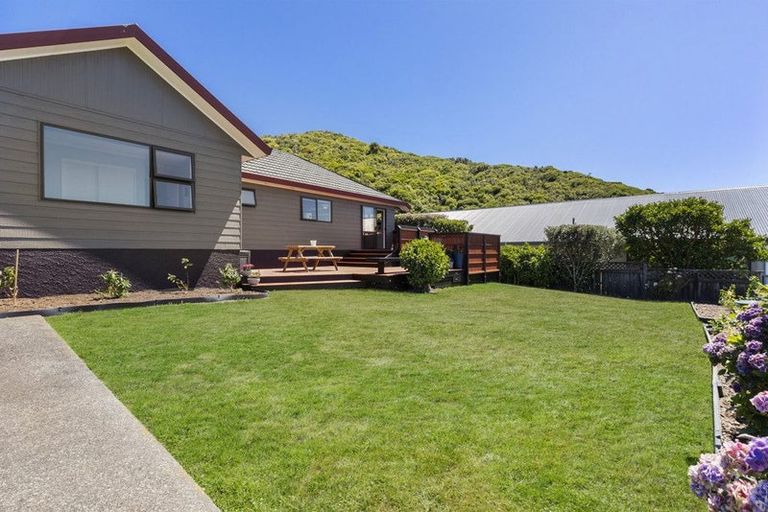 Photo of property in 40 Jaunpur Crescent, Broadmeadows, Wellington, 6035