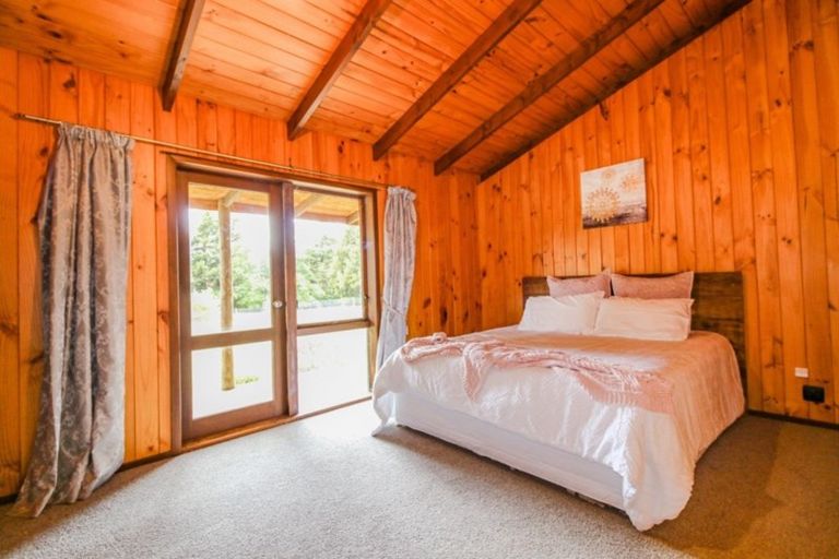 Photo of property in 752 Ponatahi Road, Martinborough, Carterton, 5792