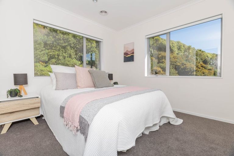 Photo of property in 12 Gatley Grove, Churton Park, Wellington, 6037