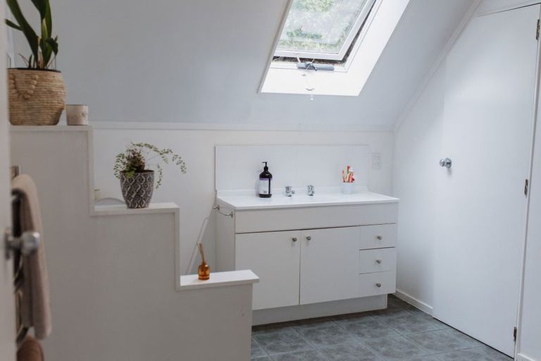 Photo of property in 7 Matai Road, Raumati South, Paraparaumu, 5032