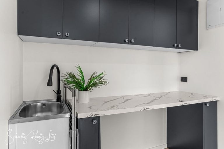 Photo of property in 109 Hurndall Street East, Maungaturoto, 0520