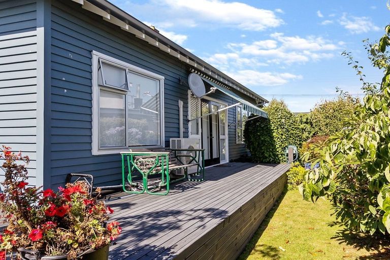 Photo of property in 12 Parsonage Road, Waimate, 7924