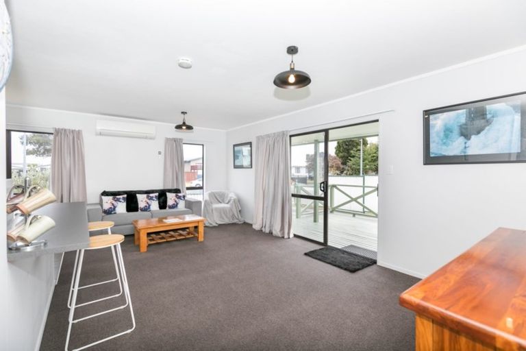 Photo of property in 7 Beadle Place, St Andrews, Hamilton, 3200