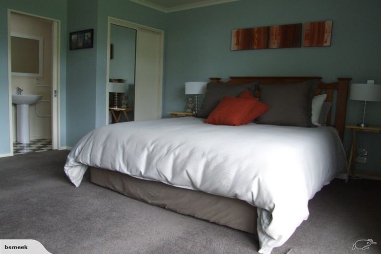 Photo of property in 51a Middleton Road, Upper Riccarton, Christchurch, 8041