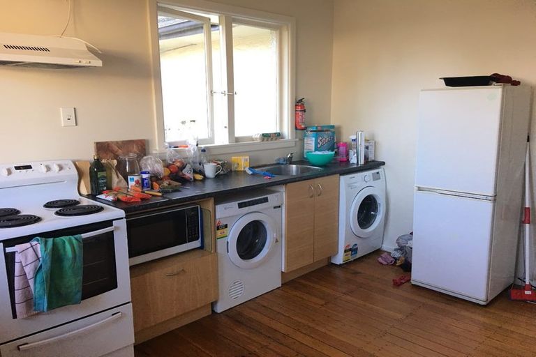 Photo of property in 2/111 Waimairi Road, Ilam, Christchurch, 8041