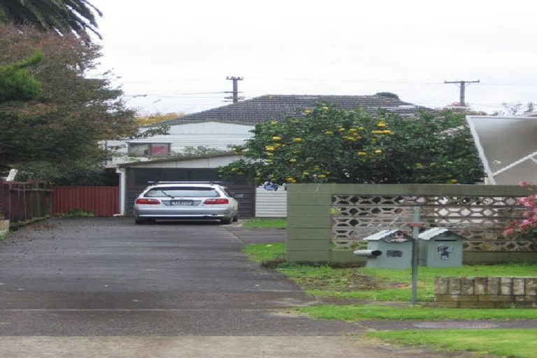 Photo of property in 1/64 Kautami Avenue, Papatoetoe, Auckland, 2025