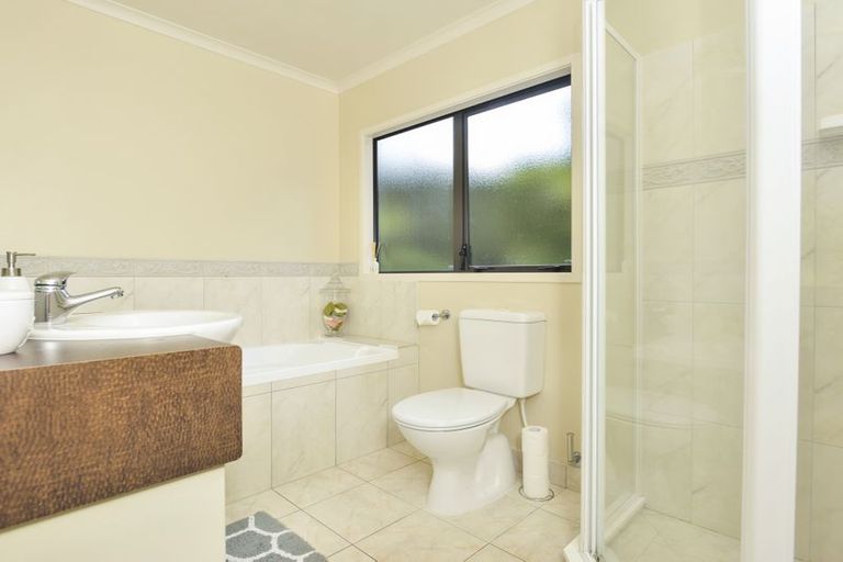 Photo of property in 30 Foster Avenue, Huia, Auckland, 0604