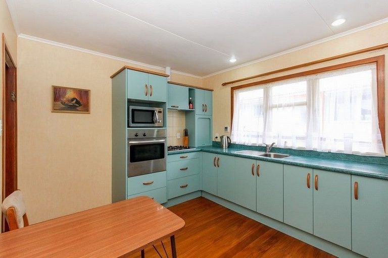 Photo of property in 9a Chilman Street, Strandon, New Plymouth, 4312