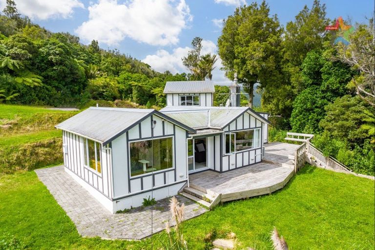 Photo of property in 345 Hebden Crescent, Kelson, Lower Hutt, 5010