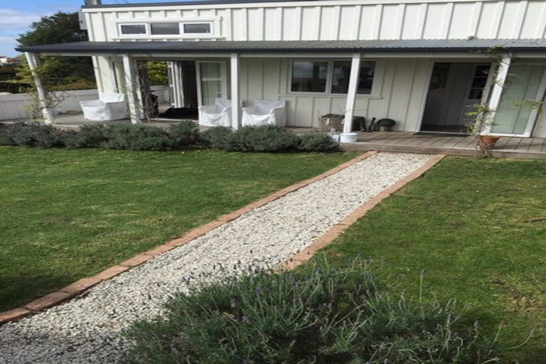 Photo of property in 10 Kauri Road, Stanmore Bay, Whangaparaoa, 0932