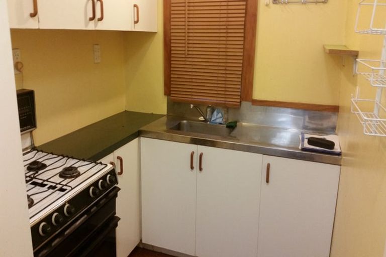 Photo of property in 36 Macdonald Crescent, Te Aro, Wellington, 6011