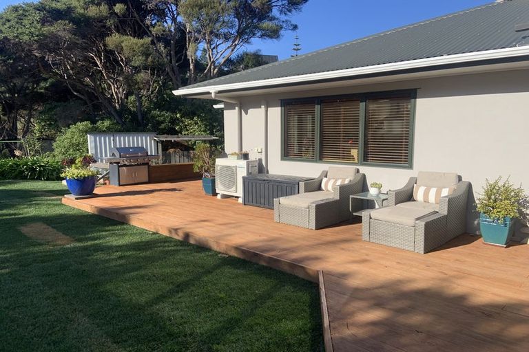 Photo of property in 2a Wairaka Road, Pukerua Bay, 5026