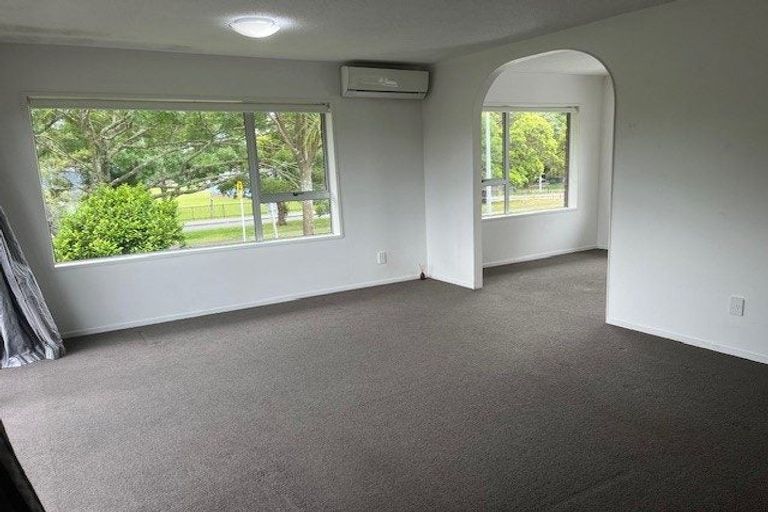 Photo of property in 1/57 Butley Drive, Farm Cove, Auckland, 2012