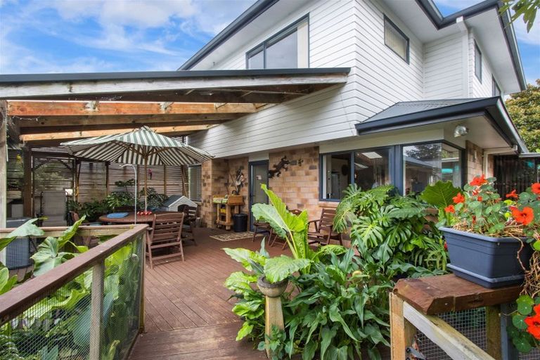 Photo of property in 8 Bransley Grove, Katikati, 3129