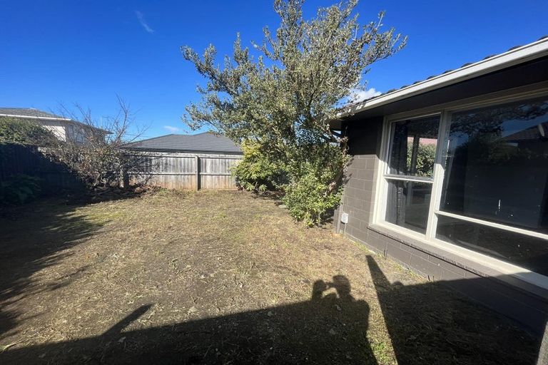 Photo of property in 2/9 Farnborough Street, Aranui, Christchurch, 8061