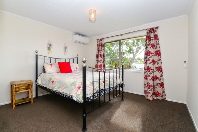 Photo of property in 8 Vincent Place, Dinsdale, Hamilton, 3204