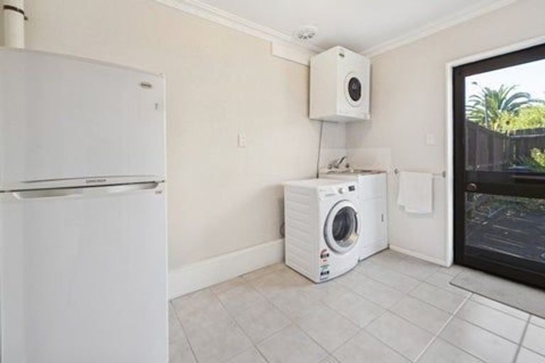 Photo of property in 4 Orchard Place, Lynmore, Rotorua, 3010