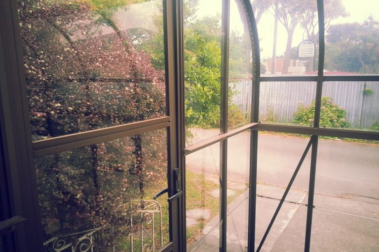 Photo of property in 2/10 Straven Road, Riccarton, Christchurch, 8011