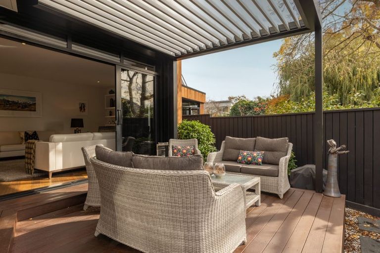 Photo of property in 44 Gleneagles Terrace, Ilam, Christchurch, 8053