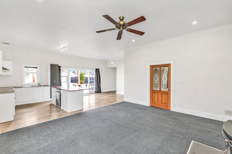 Photo of property in 14 Lee Street, Southbridge, 7602