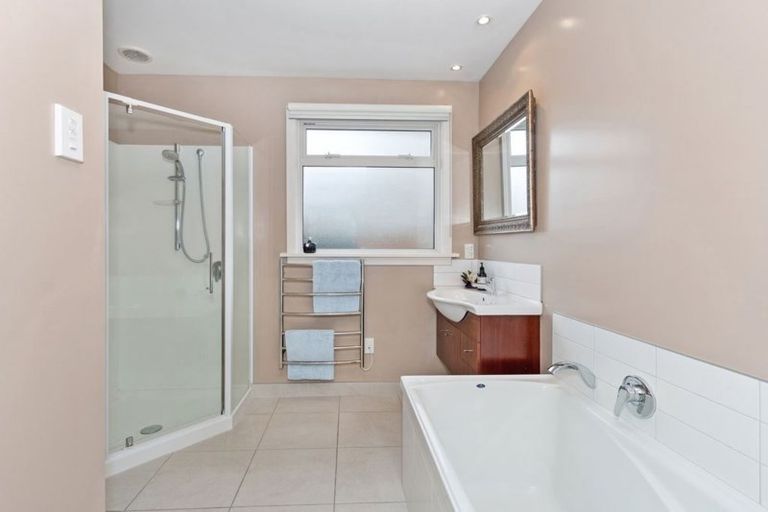 Photo of property in 268 Ilam Road, Burnside, Christchurch, 8053
