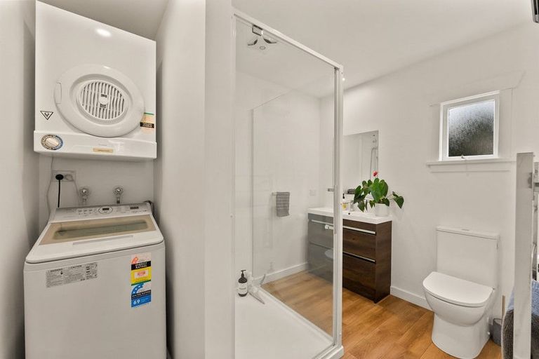 Photo of property in 94 Hine Street, New Plymouth, 4310