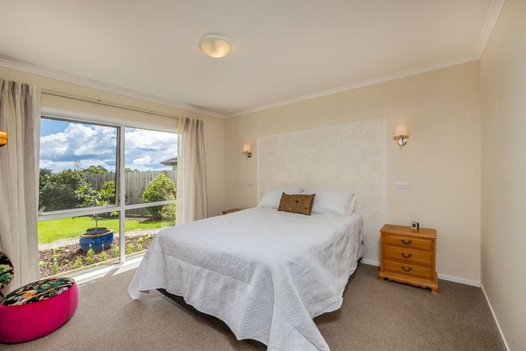 Photo of property in 10 Kilountain Place, Kerikeri, 0230