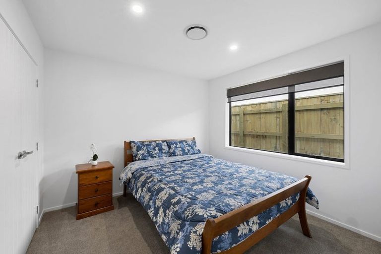 Photo of property in 8 Kararaina Close, Whalers Gate, New Plymouth, 4310