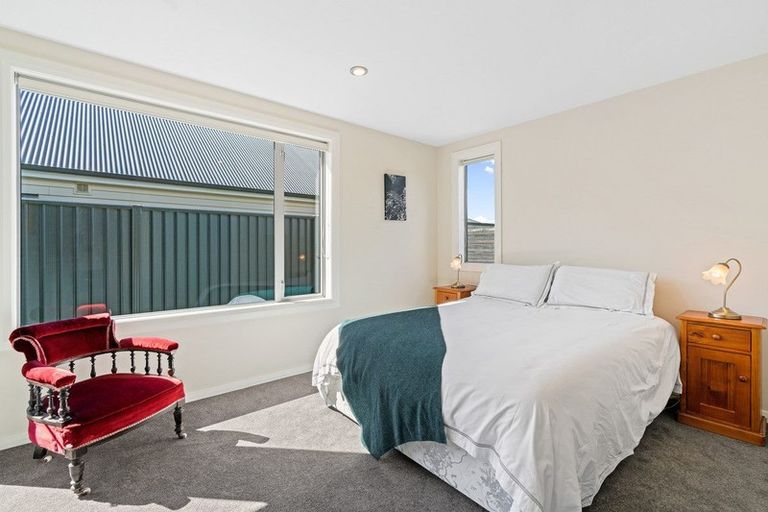 Photo of property in 21a Old Station Avenue, Wanaka, 9305