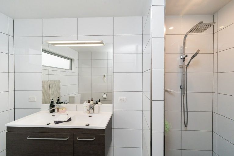 Photo of property in 53 Collingwood Street, Hokowhitu, Palmerston North, 4410