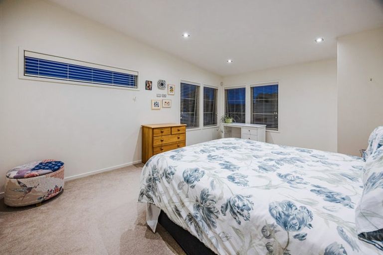 Photo of property in 3 Willowgrange Place, Pukekohe, 2120