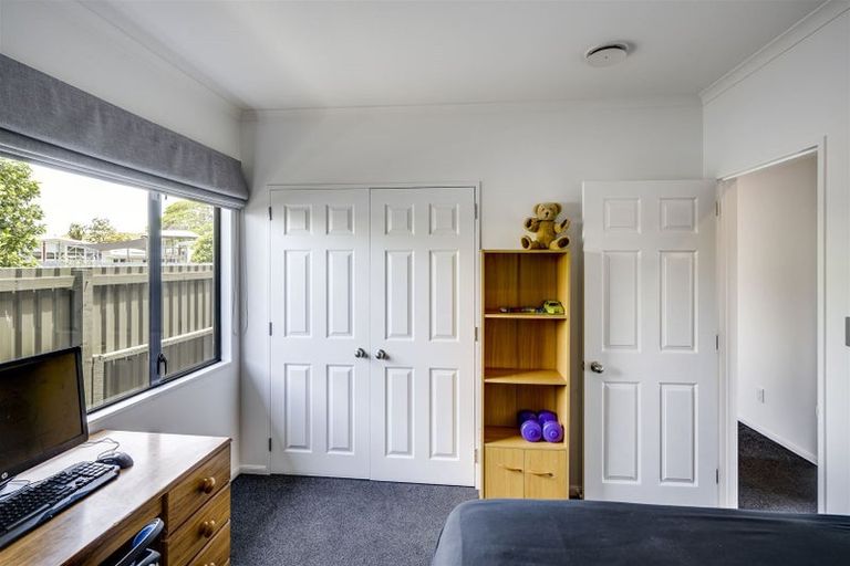 Photo of property in 10a Windsor Terrace, Taradale, Napier, 4112