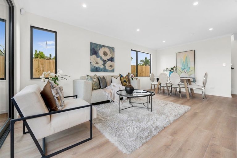 Photo of property in 658d Te Atatu Road, Te Atatu Peninsula, Auckland, 0610