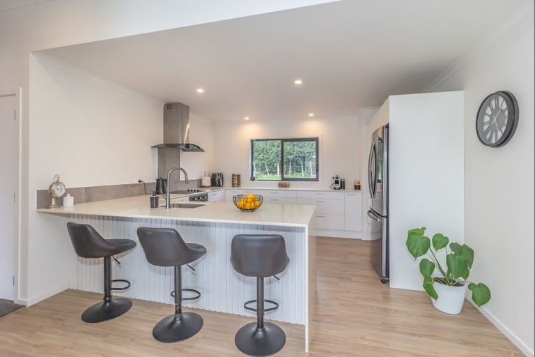 Photo of property in 112a Muhunoa Road West, Ohau, Levin, 5570