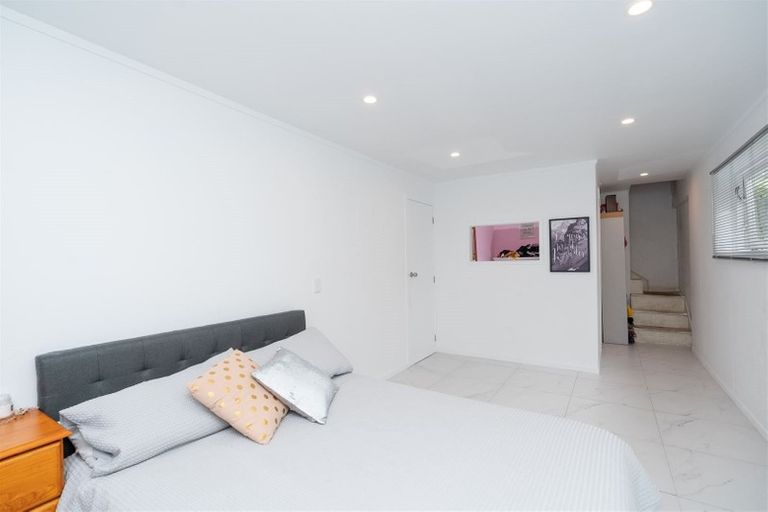 Photo of property in 1 Larnach Street, St Andrews, Hamilton, 3200