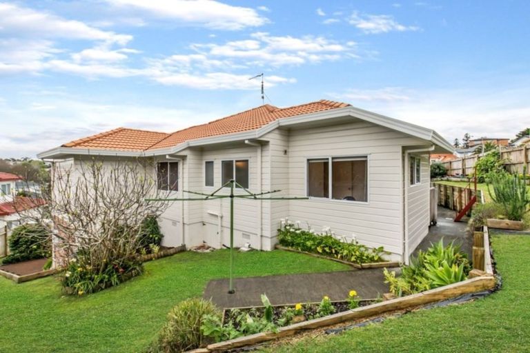 Photo of property in 52 Velma Road, Hillcrest, Auckland, 0627