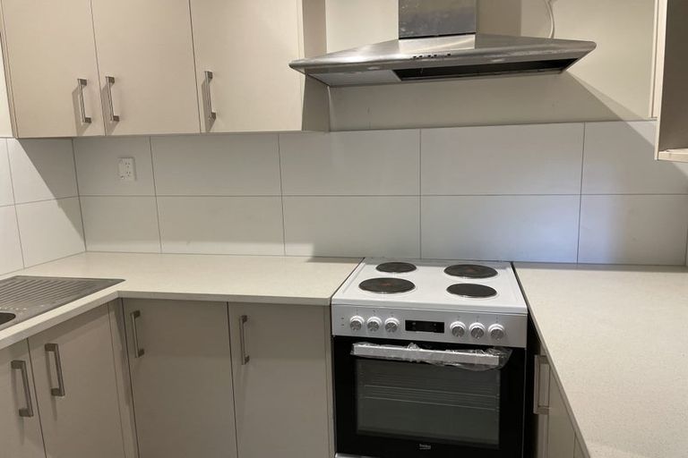 Photo of property in 18 Newstead Avenue, Browns Bay, Auckland, 0632