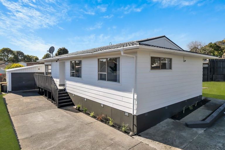 Photo of property in 3 Kendall Court, Wattle Downs, Auckland, 2103
