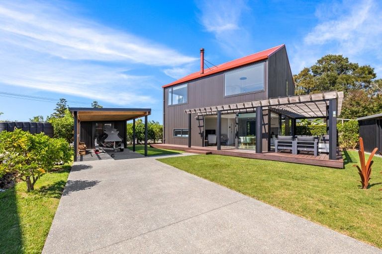Photo of property in 5 Citrus Place, Mangawhai, 0505
