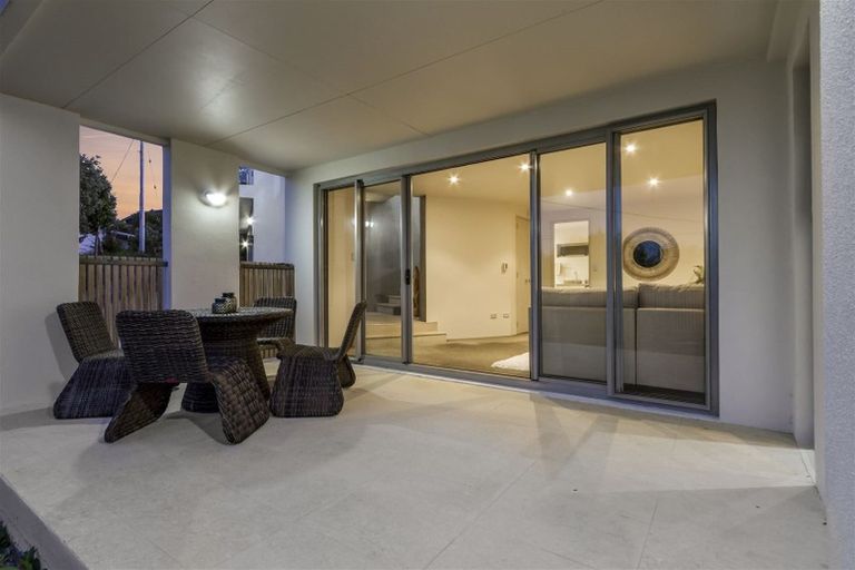 Photo of property in 95b Braemar Road, Castor Bay, Auckland, 0620