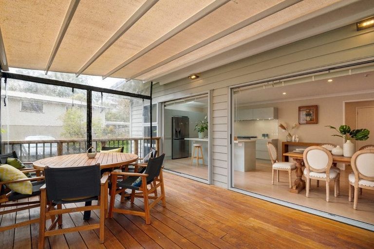 Photo of property in 3f Dallinghoe Crescent, Milford, Auckland, 0620