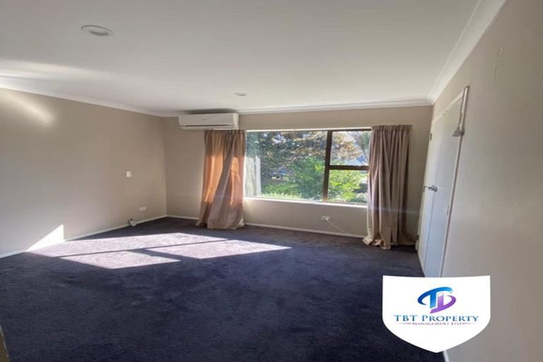 Photo of property in 40 St Annes Crescent, Wattle Downs, Auckland, 2103
