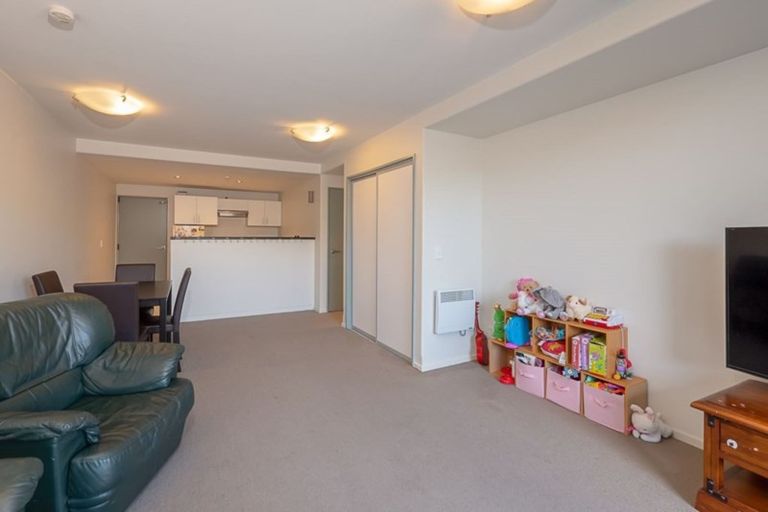 Photo of property in 2/14 Brougham Street, Addington, Christchurch, 8024