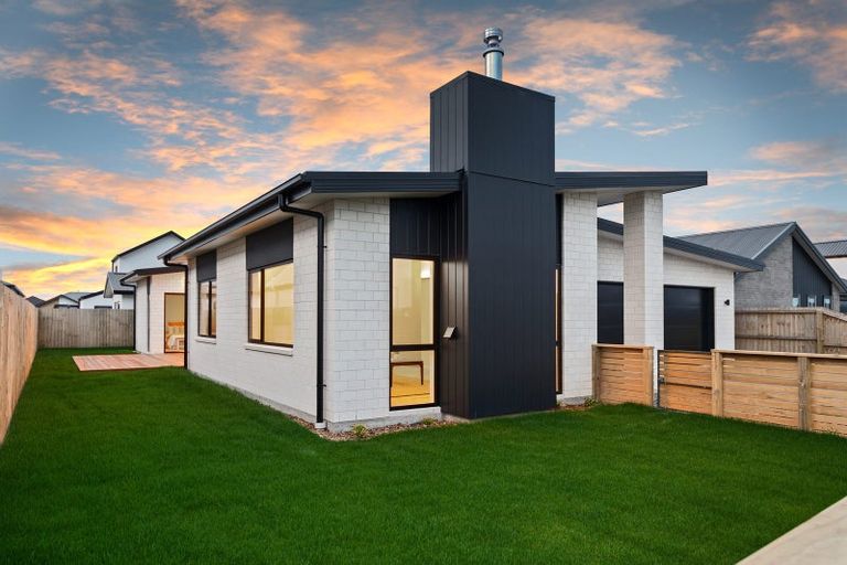 Photo of property in 103 Aviemore Drive, Marshland, Christchurch, 8083